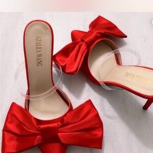 Red Bow Heels
